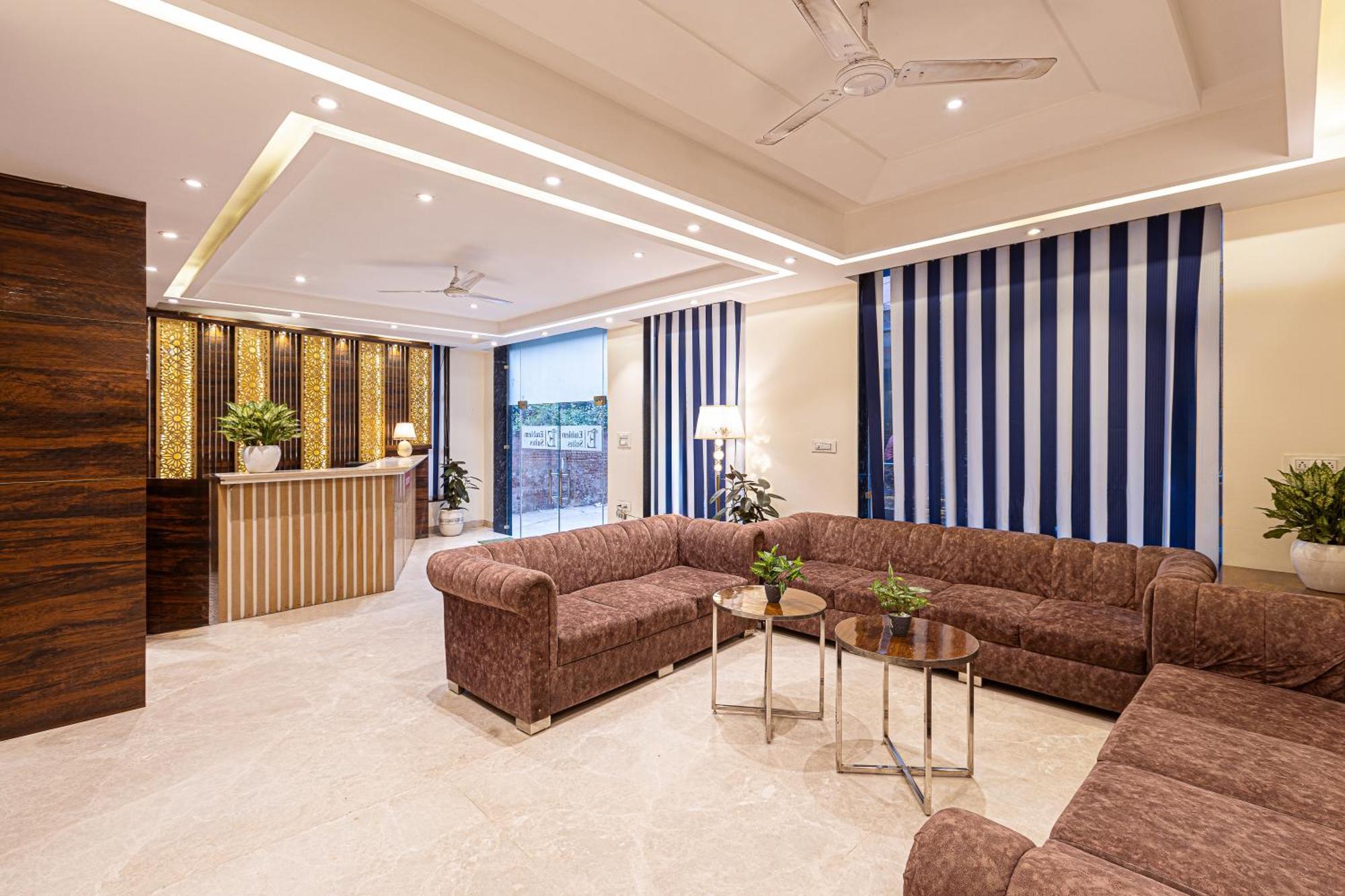 Hotel Emblem Suites- Near Delhi Airport New Delhi Buitenkant foto